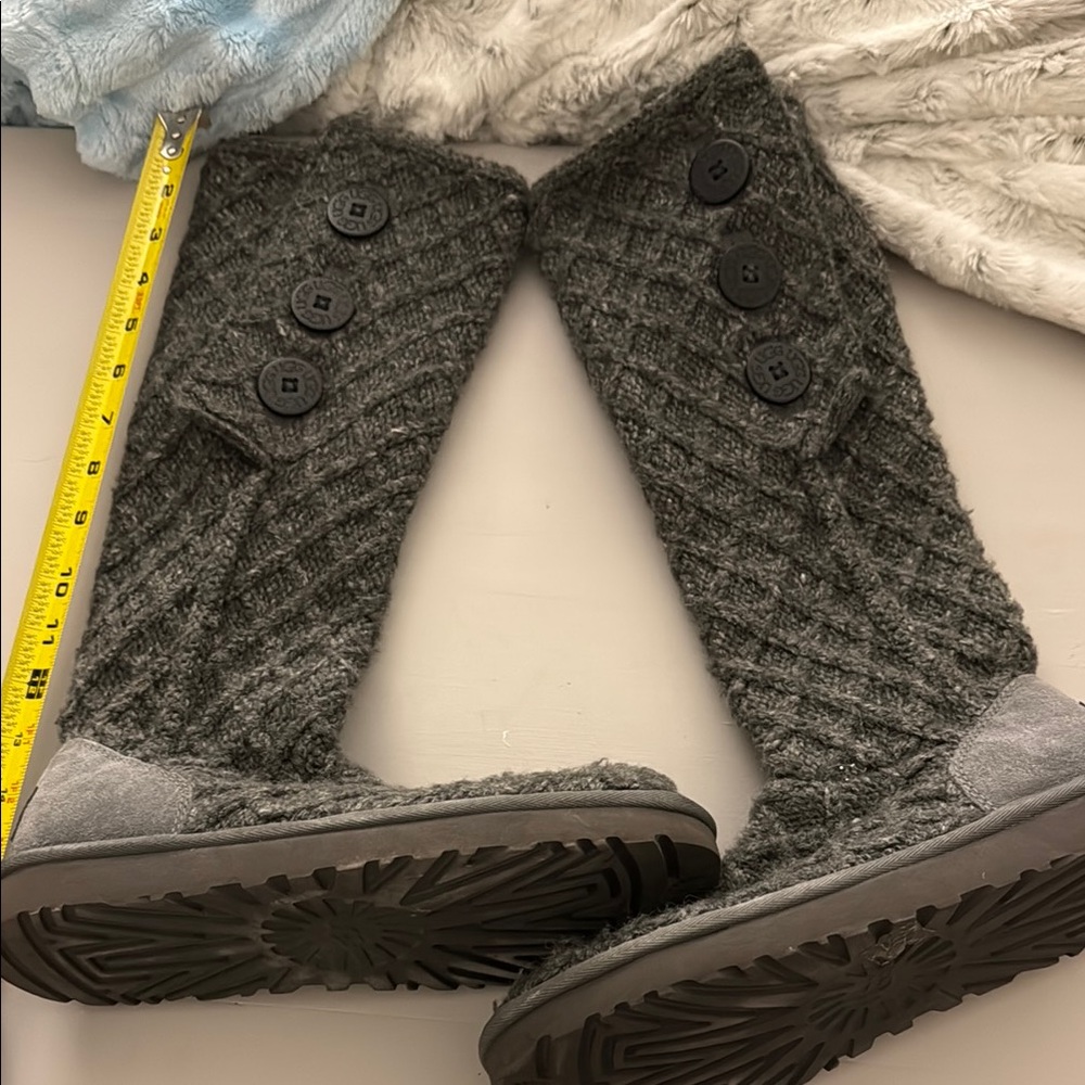 UGG Gray Knit Winter Boots